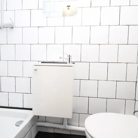 Bed & Breakfast 09 - Proche Paris Et Transports Avec Tv Wifi Saint-Denis (Seine-Saint-Denis)